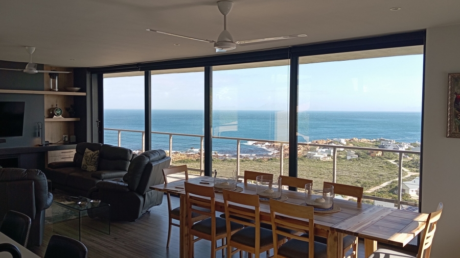 4 Bedroom Property for Sale in Rooi Els Western Cape